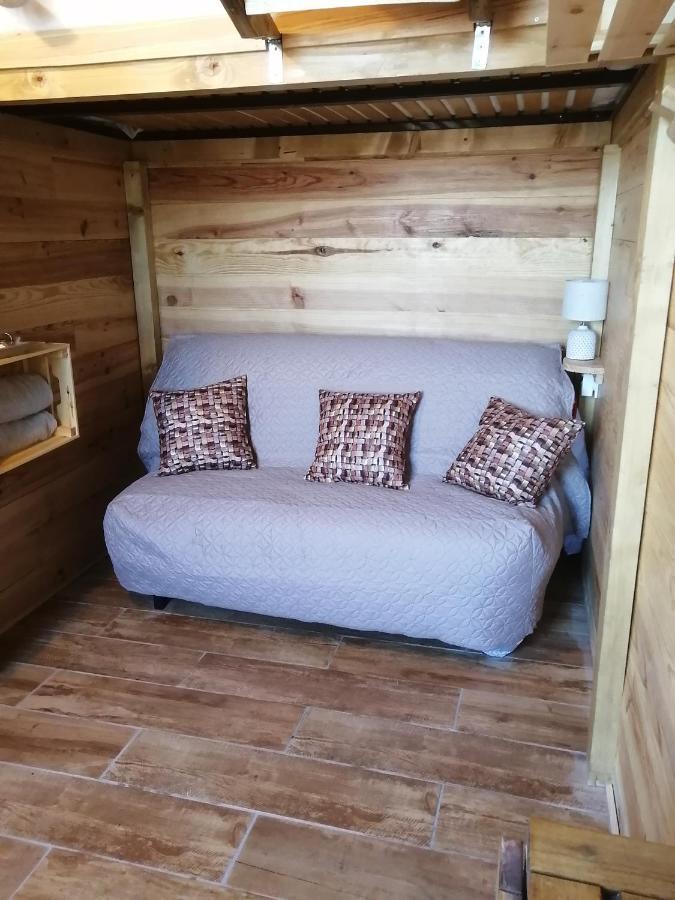Patrice Et Chrstel Cabane En Bois Chatuzange-le-Goubet Dış mekan fotoğraf